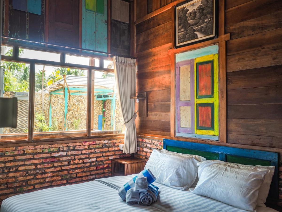 Hotel Beruga Mandalika Kuta  Zewnętrze zdjęcie
