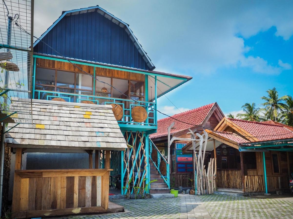 Hotel Beruga Mandalika Kuta  Zewnętrze zdjęcie